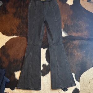 Rock & Roll Cowgirl Denim Bargain Bell Pull On Black Flare Jeans